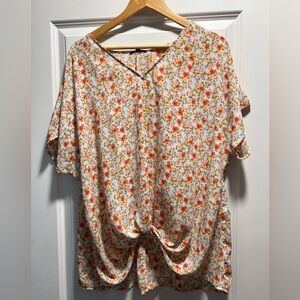 Flowy flowered dress shirt